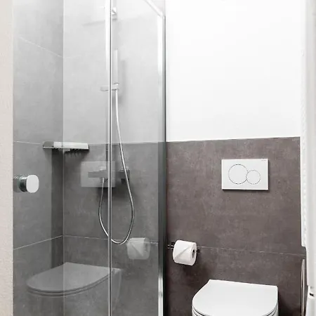 ホテル Bellevue 3*