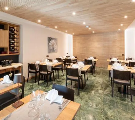 ホテル Bellevue 3*